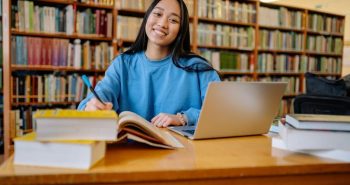 Best laptops for college students under $800 in 2026