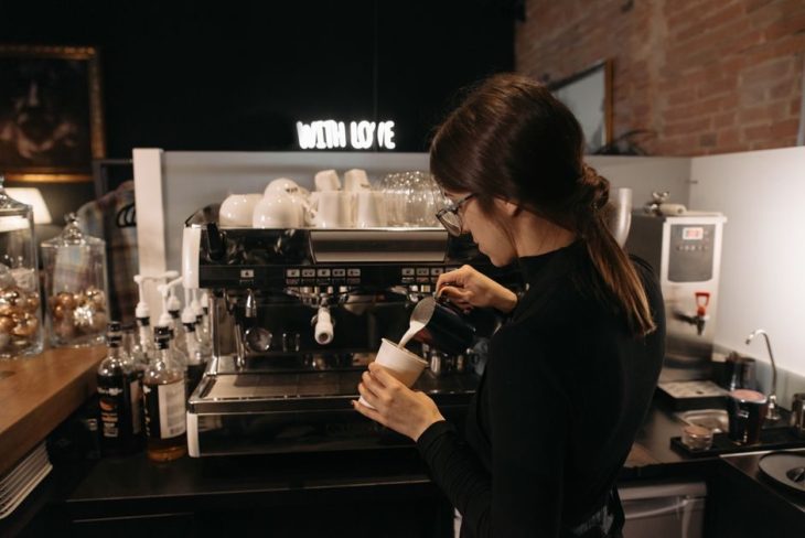 Breville Barista Express vs Barista Touch espresso machines compared