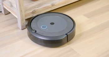 Roborock Saros 20 vs eufy Omni S2 robot vacuum comparison