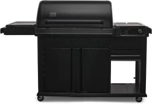 Traeger Woodridge Elite insulated pellet grill with side sear station
