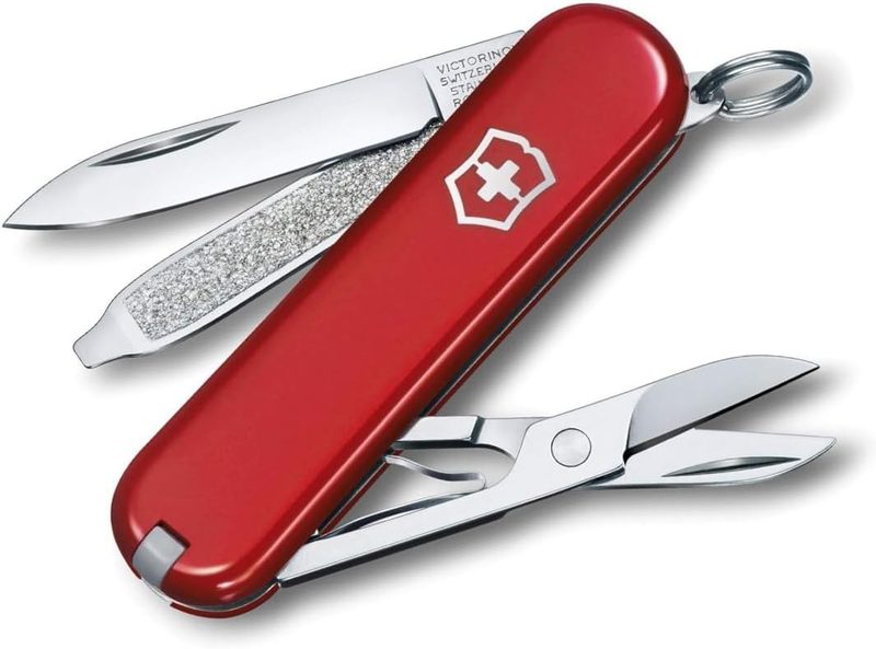 Victorinox Classic SD Swiss Army knife in red